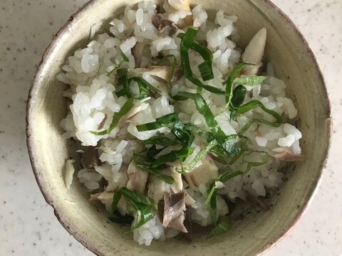 焼きサバと大葉の混ぜご飯